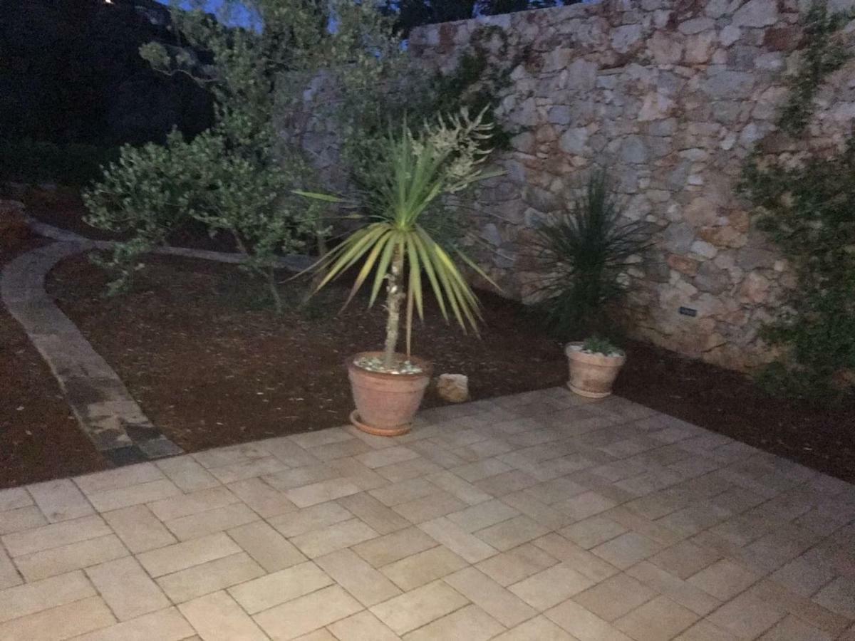 Villa Nikolina Zman Luaran gambar